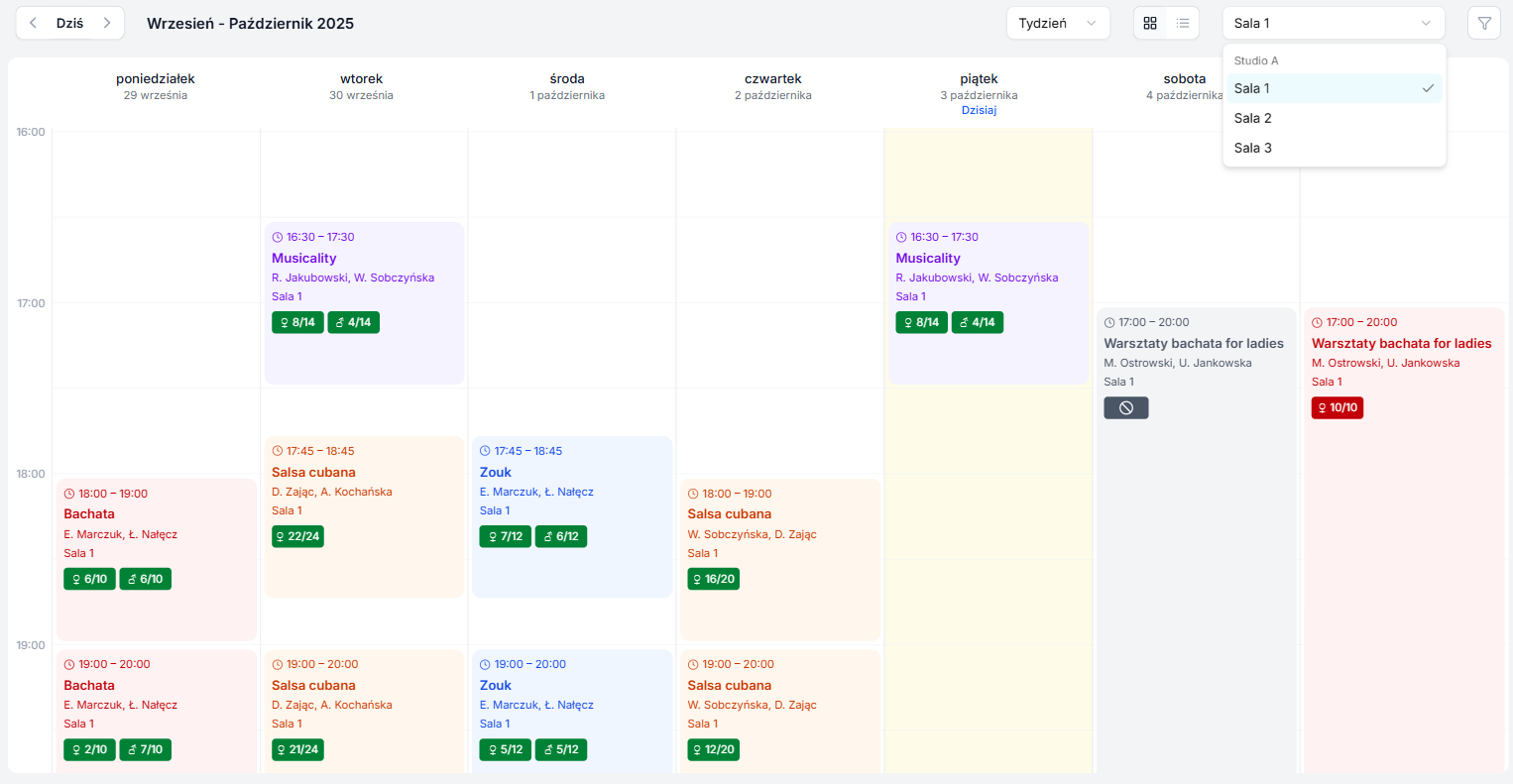 Widok siatki tygodniowej z wyborem sali