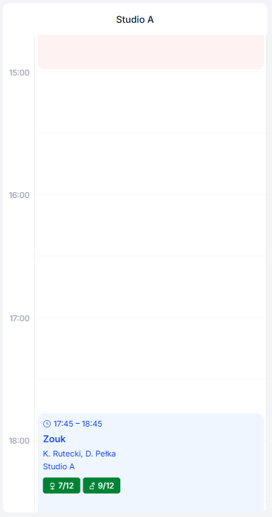 Widok siatki dziennej na mobile z dużymi przerwami między zajęciami